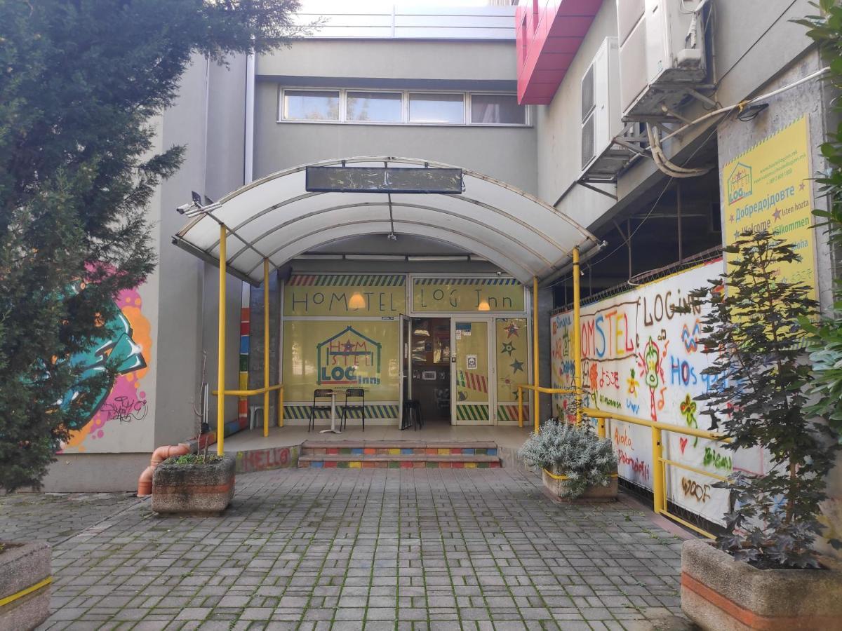 Hostel Log Inn Скопие Екстериор снимка